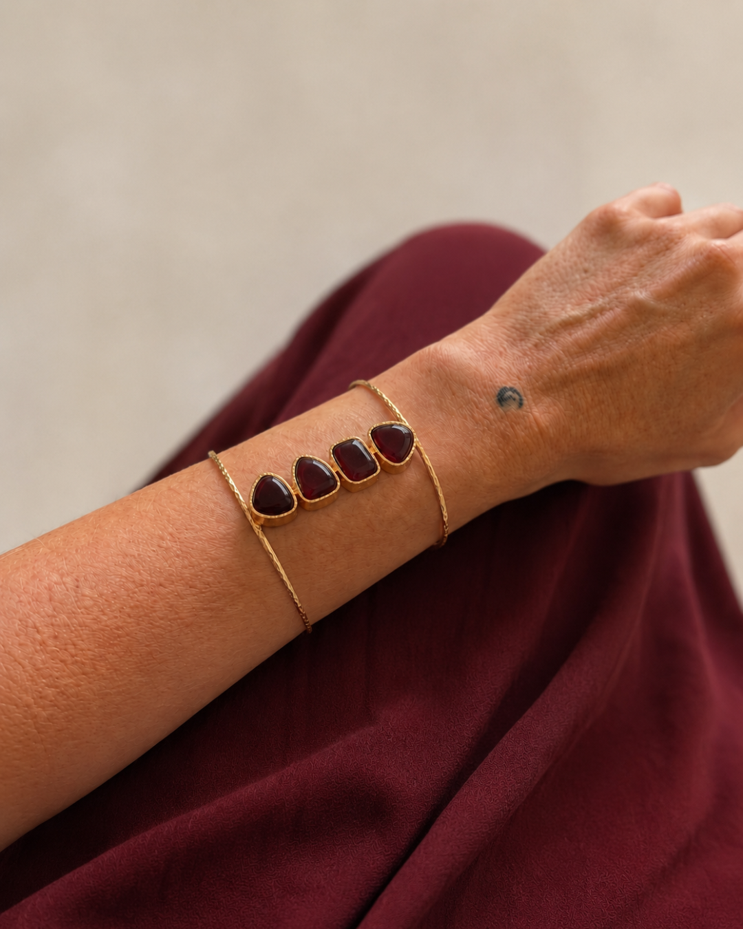 Brazalete Vera Burdeos